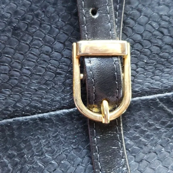 CANADIAN Shoulder Bag Genuine Salmon Leather - Black - VTG - Picture 3 of 9